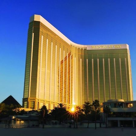 Mandalay Bay Resort And Casino By Suiteness Las Vegas Exterior photo