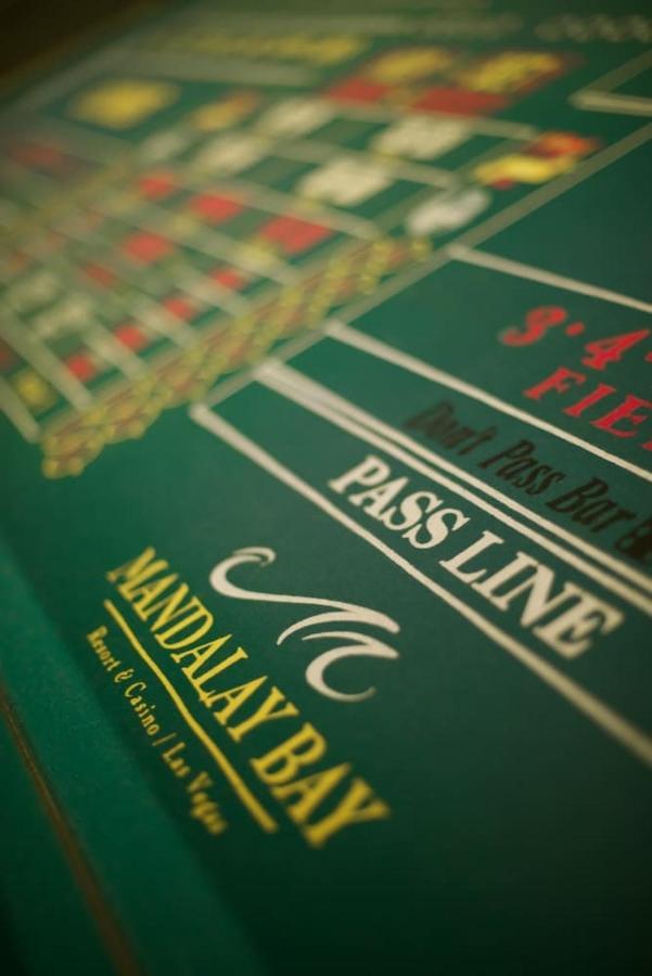 Mandalay Bay Resort And Casino By Suiteness Las Vegas Exterior photo